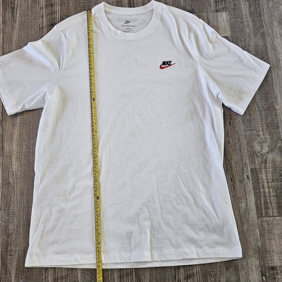Nike T-Shirt White Short Sleeve Sportswear Club Men's T-Shirt Size XL - Picture 2 of 6